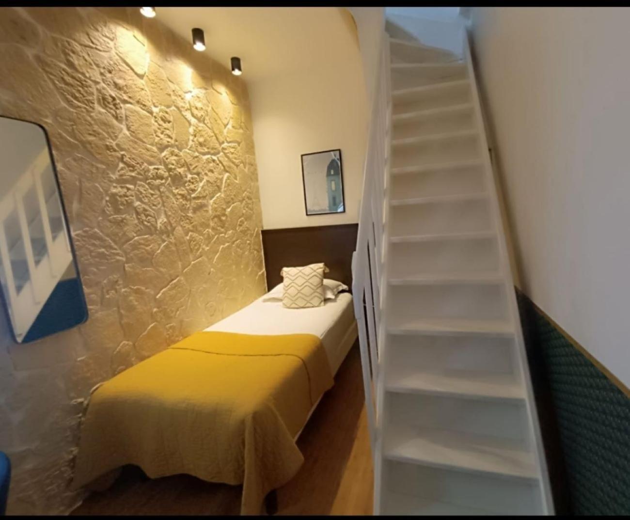Hotel Bonne Nouvelle Paris Bagian luar foto